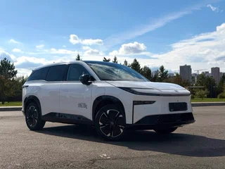 2026 Toyota bZ3X 58.3 kWh, белый, 3020000 рублей, вид 3