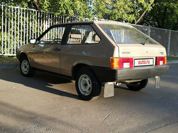 1986 Lada (ВАЗ) 2108, бежевый - вид 1