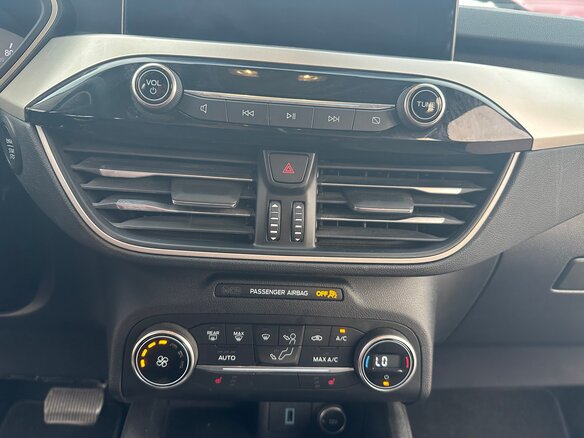 2020 Ford Escape IV, красный, 1380000 рублей - вид 12