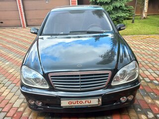 2003 Mercedes-Benz S-Класс 500 5-speed IV (W220) Рестайлинг, чёрный, 2000000 рублей, вид 1