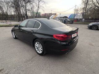 2017 BMW 5 серии 520d VII (G30/G31/G38), чёрный, 2960000 рублей, вид 2