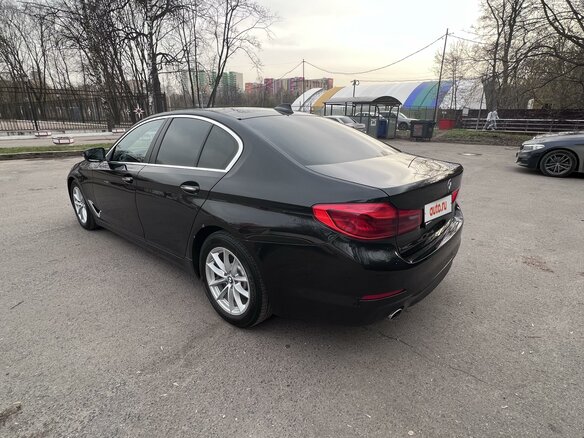 2017 BMW 5 серии 520d VII (G30/G31/G38), чёрный, 2960000 рублей - вид 1