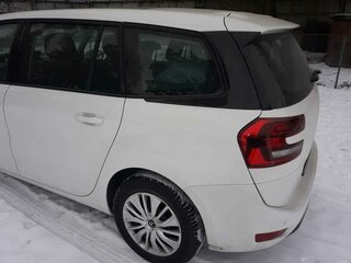 2018 Citroen C4 Picasso Grand II Рестайлинг, белый, 1100000 рублей, вид 2