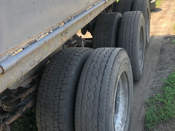 1995 Iveco 330.30, красный, 1350000 рублей - вид 5