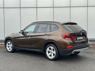 2014 BMW X1 18i I (E84) Рестайлинг, коричневый, 975000 рублей, вид 2