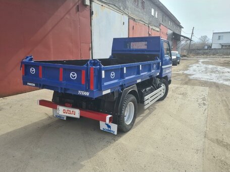 1992 Mazda Titan, синий, 2370000 рублей, вид 4