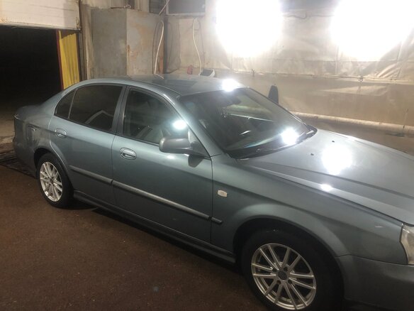 2005 Chevrolet Evanda, серый, 500000 рублей - вид 5