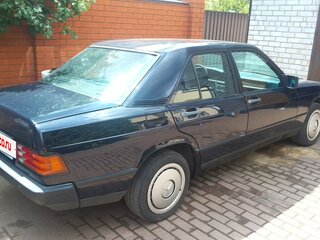1984 Mercedes-Benz 190 (W201), синий, 600000 рублей, вид 3