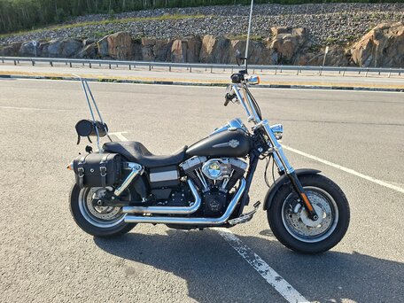 2012 Harley-Davidson Fat Bob, чёрный, 800000 рублей, вид 2