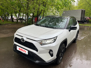 2021 Toyota RAV4 V (XA50), белый, 3499999 рублей, вид 1