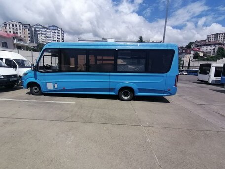 2016 Iveco Daily, синий, 2200000 рублей, вид 2