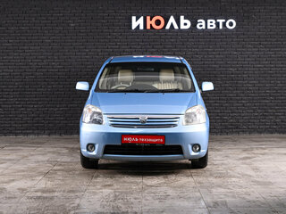 2006 Toyota Raum II, голубой, 620000 рублей, вид 2