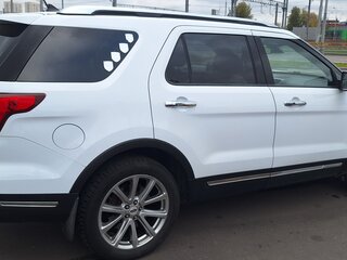 2019 Ford Explorer V Рестайлинг 2, белый, 2600000 рублей, вид 5