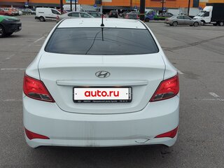 2014 Hyundai Solaris I Рестайлинг, белый, 890000 рублей, вид 3