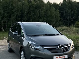 2018 Opel Zafira C Рестайлинг, серый, 1400000 рублей, вид 4