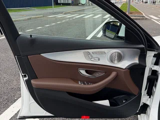 2021 Mercedes-Benz E-Класс 350 V (W213, S213, C238) Рестайлинг, белый, 4950000 рублей, вид 3