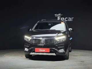 2018 SsangYong Korando Turismo I, чёрный, 2300000 рублей, вид 2