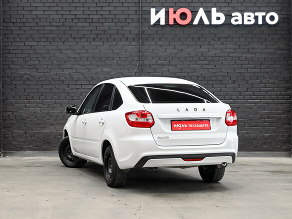 2022 Lada (ВАЗ) Granta I Рестайлинг, белый, 580000 рублей - вид 6