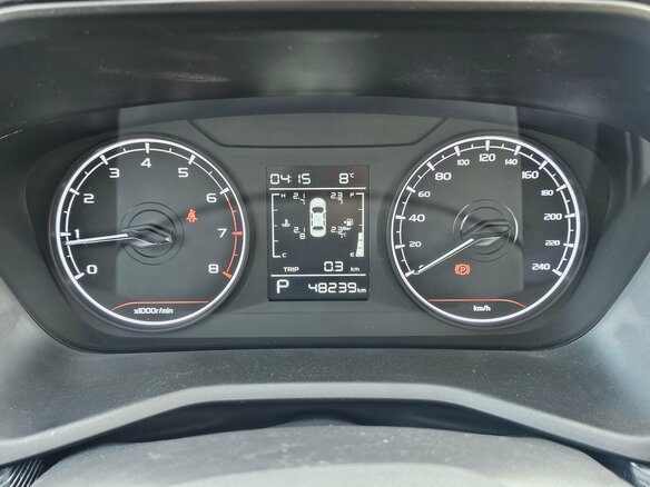 2023 Geely Emgrand II, золотистый, 1549995 рублей - вид 16