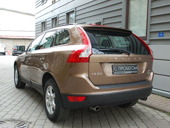 2012 Volvo XC60 I, коричневый - вид 3