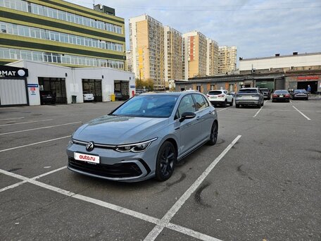 2022 Volkswagen Golf VIII, серый, 2120000 рублей, вид 2