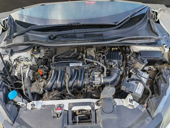 2014 Honda Vezel I, белый, 1450000 рублей - вид 13