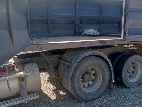 2003 Freightliner Argosy, оранжевый, 2600000 рублей, вид 4