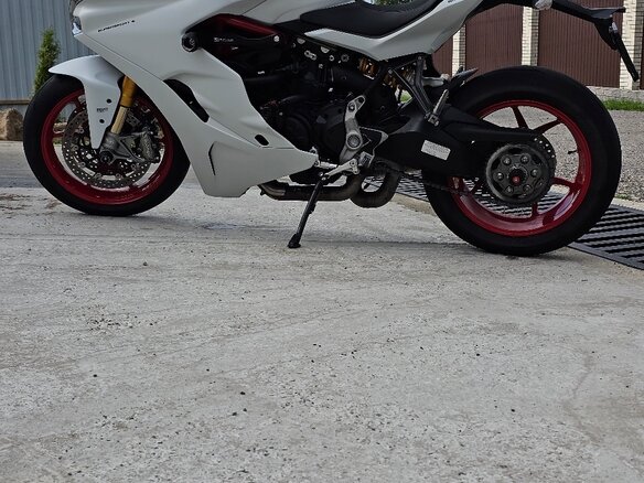 2020 Ducati Supersport, белый, 1200000 рублей - вид 2