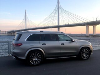 2019 Mercedes-Benz GLS 400 d II (X167), серебристый, 7500000 рублей, вид 2