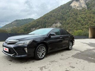 2016 Toyota Camry VII (XV50) Рестайлинг, чёрный, 1800000 рублей, вид 1