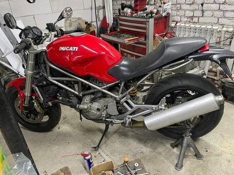 2002 Ducati Monster S4, красный, 400000 рублей, вид 2