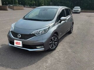2017 Nissan Note e-Power II Рестайлинг, серый, 1380000 рублей, вид 2