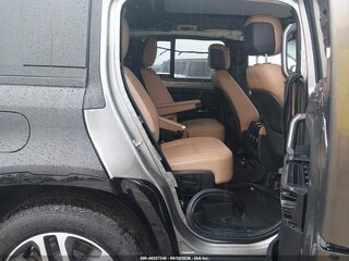 2025 Land Rover Defender 130 II, чёрный, 10000000 рублей, вид 5