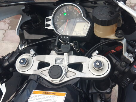 2009 Honda CBR 1000 RR/RA Fireblade, чёрный, 640000 рублей, вид 3