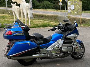 2012 Honda GL 1800 Gold Wing, синий, 2000000 рублей