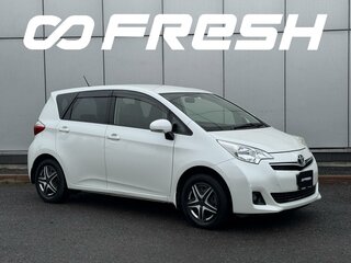 2011 Toyota Ractis II, белый, 930000 рублей, вид 1