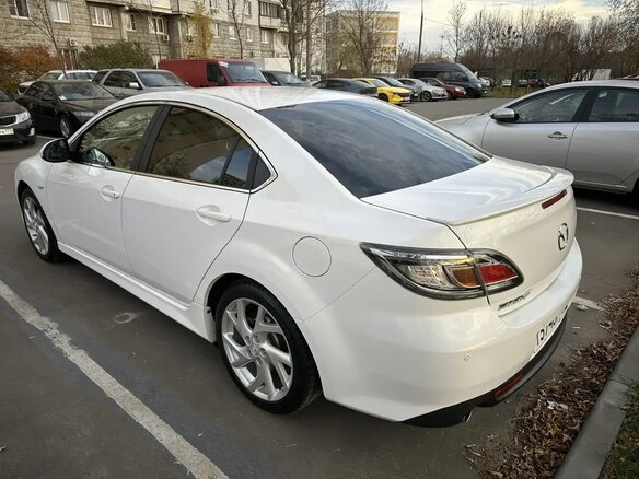 2010 Mazda 6 II (GH) Рестайлинг, белый, 985000 рублей - вид 7