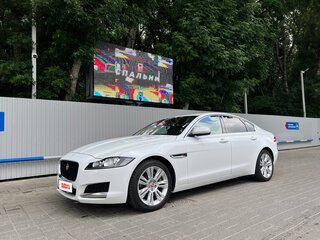 2019 Jaguar XF II, белый, 3000000 рублей, вид 4
