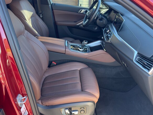 2020 BMW X6 30d III (G06), красный, 8009009 рублей - вид 4