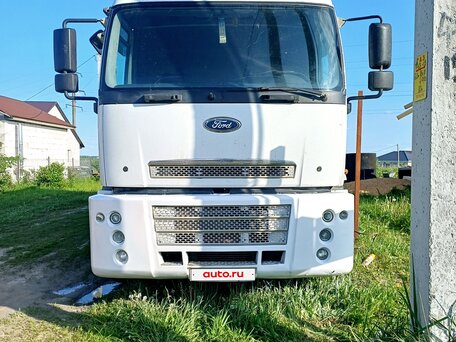 2012 Ford Cargo 18xx, белый, 1800000 рублей, вид 2