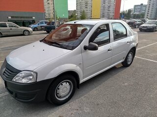 2013 Renault Logan I Рестайлинг, белый, 450000 рублей, вид 1