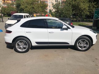 2017 Porsche Macan I, белый, 4050000 рублей, вид 4