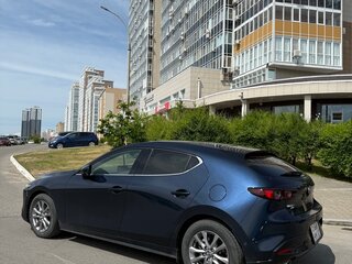 2020 Mazda 3 IV (BP), синий, 1650000 рублей, вид 4