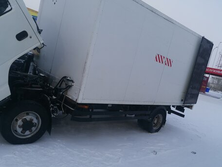 2010 Isuzu Elf (N-series), белый, 1900000 рублей, вид 4