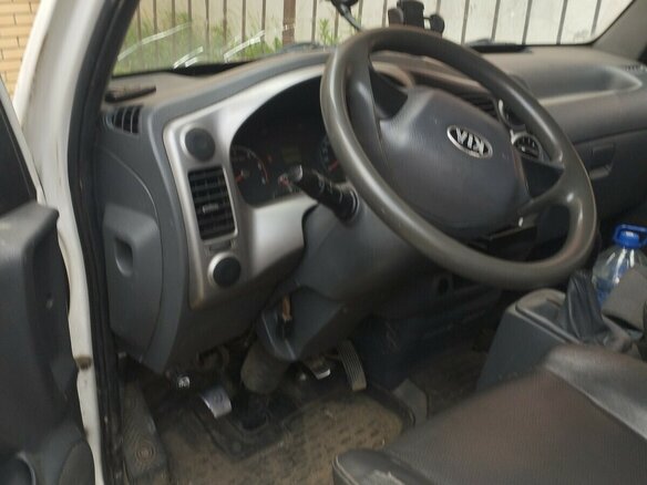 2013 Kia Bongo, белый, 520000 рублей - вид 5
