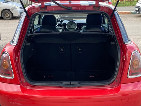 2007 Mini Hatch One II (R56), красный, 620000 рублей - вид 5