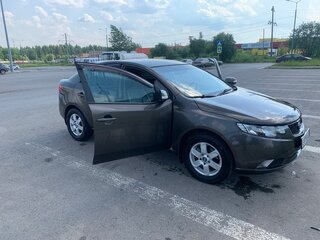 2009 Kia Cerato 5-speed II, коричневый, 550000 рублей, вид 1