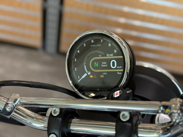 2026 Royal Enfield Bear 650, чёрный, 737000 рублей - вид 18