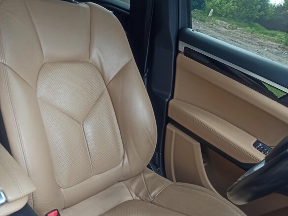 2014 Porsche Cayenne Diesel II (958), чёрный, 3000000 рублей - вид 7