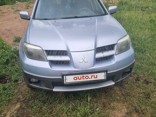 2005 Mitsubishi Outlander I, серебристый, 650000 рублей, вид 1